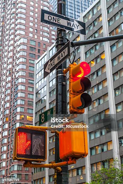 Photo libre de droit de Ne Pas De Panneau De Signalisation De New York banque d'images et plus d'images libres de droit de Feu rouge - Feu de signalisation pour véhicules - Feu rouge - Feu de signalisation pour véhicules, New York City, État de New York