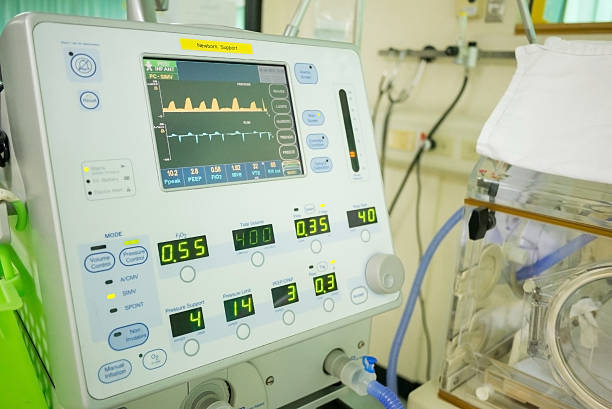 mechanical ventilator mechanical ventilator medical oxygen equipment stock pictures, royalty-free photos & images