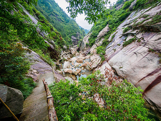 istock Huihang Ancient Trail Hiking Tour 497601963