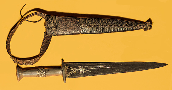 Knife worn by the Fula men