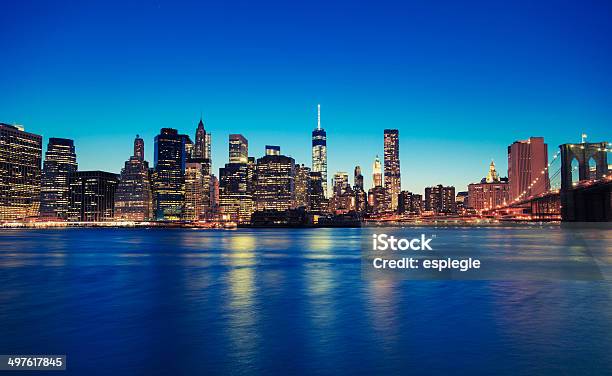 Photo libre de droit de Paysage Urbain De New York banque d'images et plus d'images libres de droit de Bleu - Bleu, Coucher de soleil, East River - New York