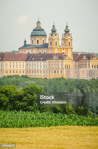 Foto de Melk Abbey e mais fotos de stock de Abadia - Mosteiro - Abadia - Mosteiro, Arquitetura, Azul