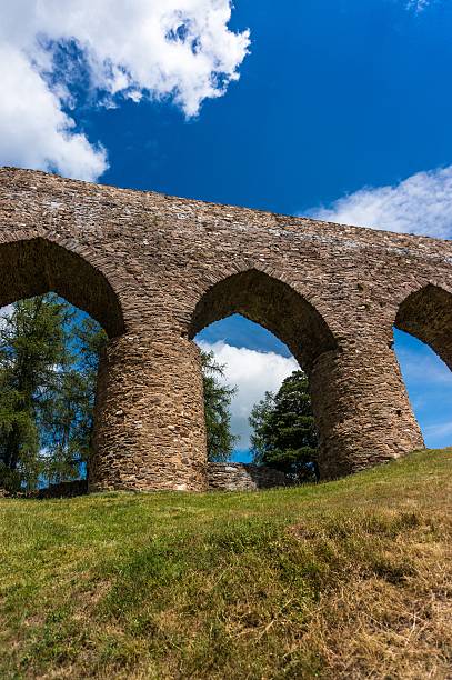 istock Medieval stone bridge from the castle to the tower 497687716
