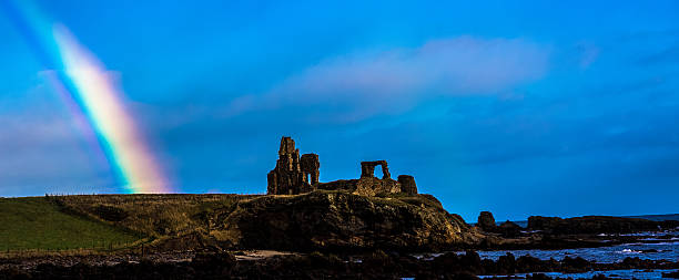istock Rainbow with the impressive, crumbling, ruins of Newark Castle 497692544