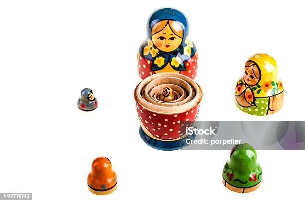 Bonecas Matryoshka Russa Família - Fotografias de stock e mais imagens de Abstrato - Abstrato, Adulto, Amarelo