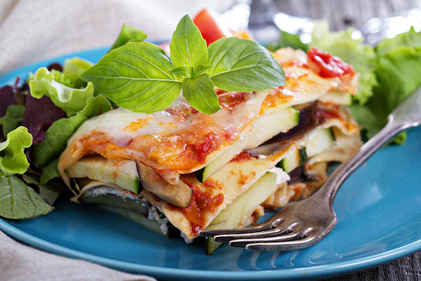 vegetarische lasagne - ricotta cheese freshness white stock-fotos und bilder