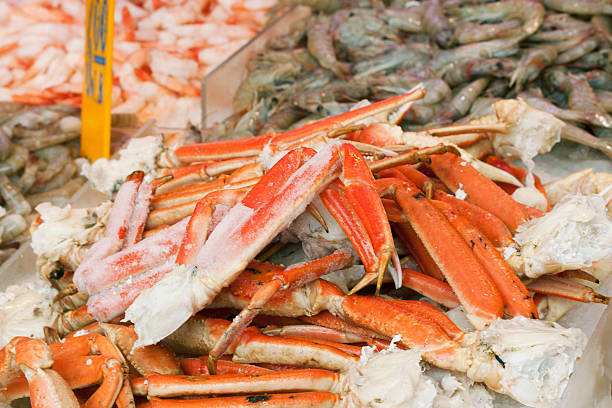 istock Market Crab legs and Shrimp 497716281