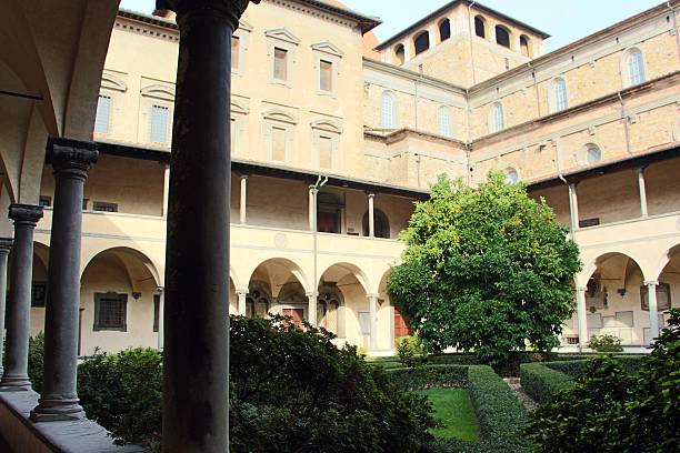 istock Florence - Basilica of San Lorenzo (cloister) 497749298