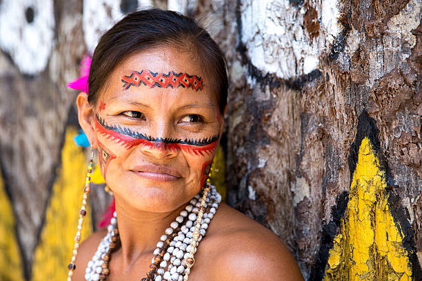 istock Native Brazilian old woman portrait 497750914