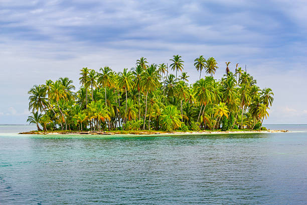istock Tropical Island San Blas Islands Panama 497792542