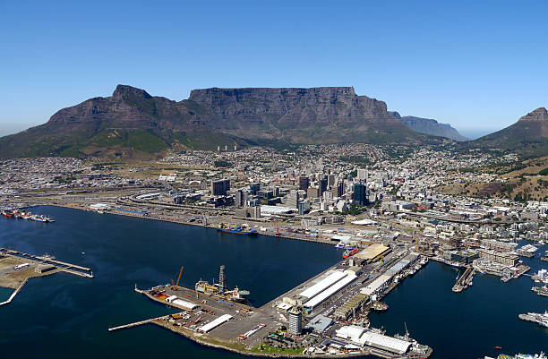 istock table mountain in cape town, south africa 497812592