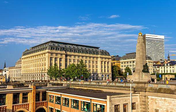 ポーレルト広場の眺めで、ベルギーのブリュッセル - brussels belgium arranging majestic ストックフォトと画像