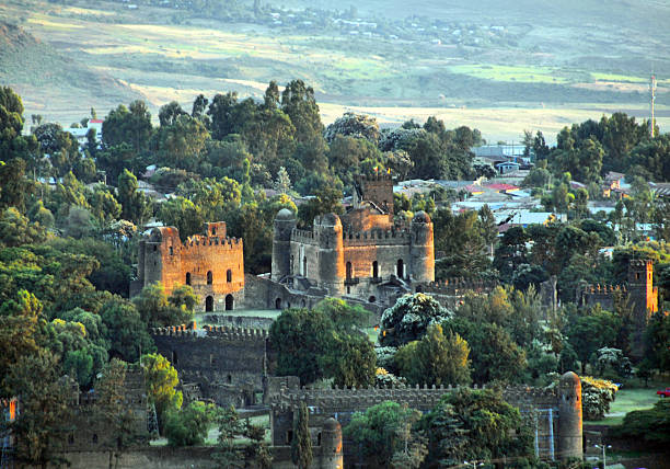 gondar, etiopia, fasil ghebbi, sito patrimonio dell'umanità unesco - ethiopian culture foto e immagini stock