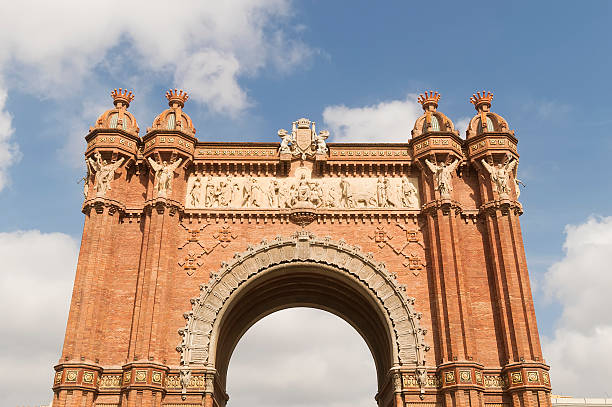 istock Triumphal arch made of brick. Barcelona, Spain 497952399