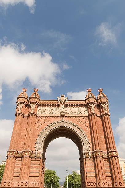 istock Triumphal arch made of brick. Barcelona, Spain 497952403