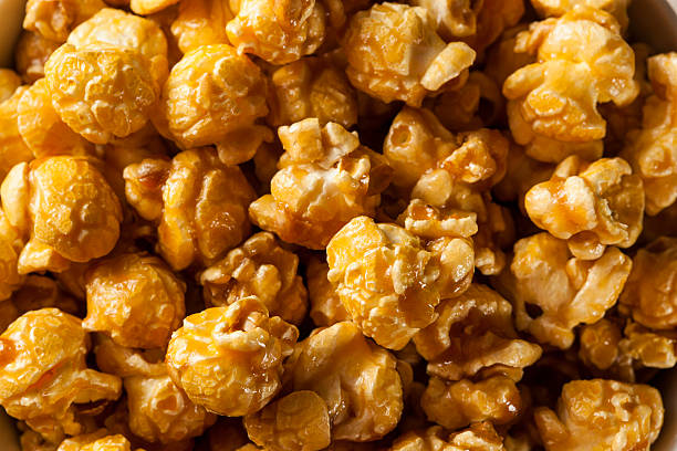 istock Homemade Golden Caramel Popcorn 498011397