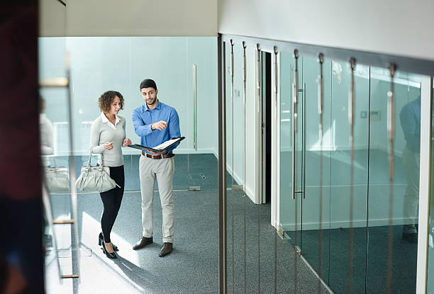 istock office real estate shopping 498014074