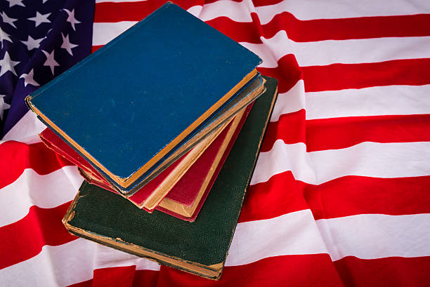 istock Vintage book on American flag 498015877