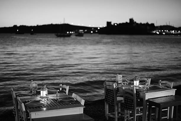 istock Romantic dinner near the sea 498025478