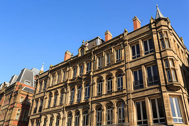 istock Old stone office buildings in Leeds 498046543