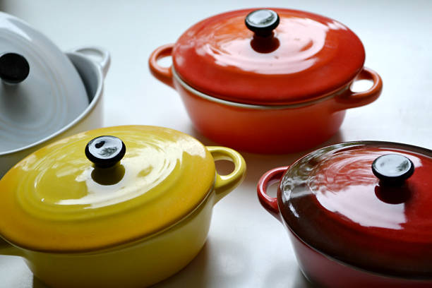 istock Little colorful cooking pots for julienne 498050809