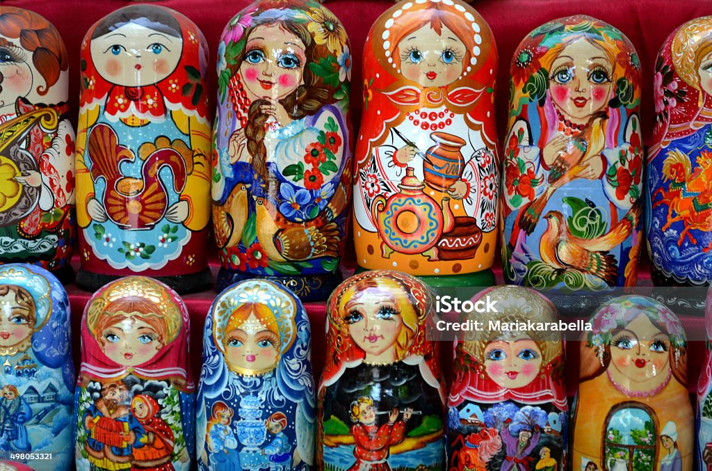 Сollection of 색상화 압살했다 matryoshkas - 로열티 프리 공예 스톡 사진