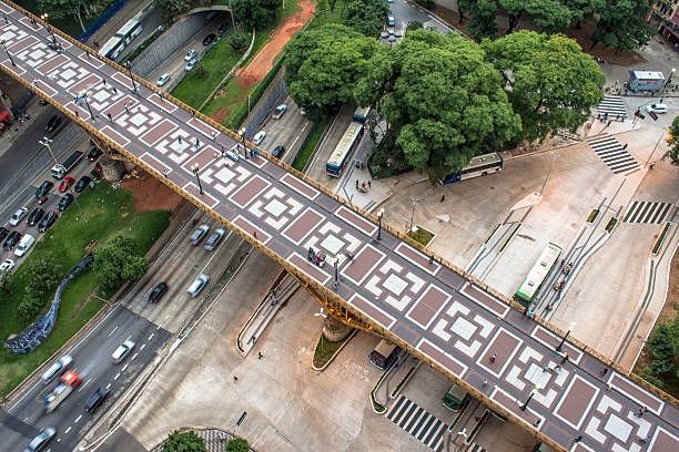 Santa Ifigenia viaduct Sao Paulo, Brazil, November 13, 2015: Aerial view of structure of Santa Ifigenia viaduct in downtown Sao Paulo, Brazil. Santa Ifigenia is located in center with exclusive use for pedestrians. Anhangabáu stock pictures, royalty-free photos & images