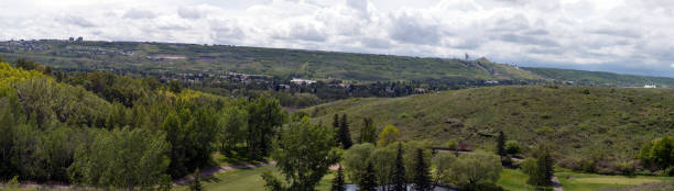 istock Seven Shot Calgary Panorama From North To SouthWest 498073361