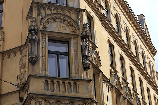 istock Corner of the building 498100043