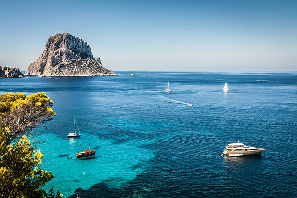 cala d'hort, ibiza (españa) - isla de ibiza fotografías e imágenes de stock