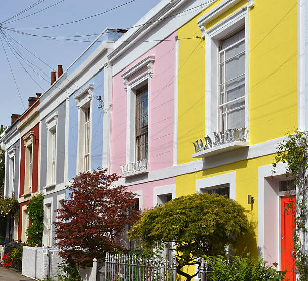 istock Colourful London Homes 498127491