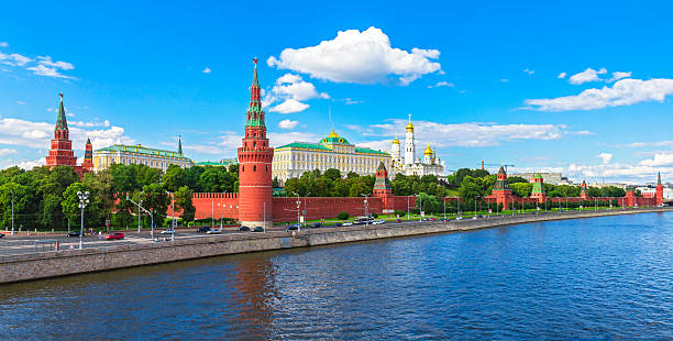 istock Moscow Kremlin, Kremlin Embankment 498139774