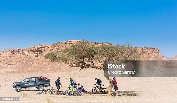 Have A Brake In The Desert Jordan Stock Photo - Download Image Now - Desert Area, Off-Road Vehicle, 4x4