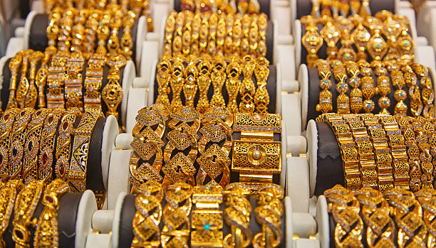 istock Golden market in Dubai 498172154