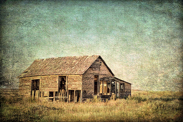 istock old homestead on Colorado prairie 498173434