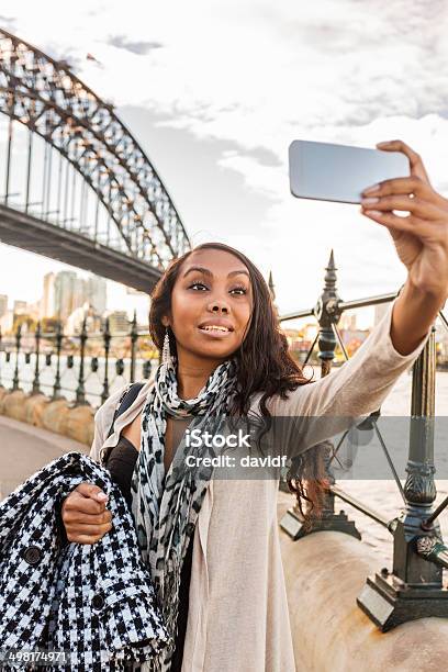 Foto de Selfie Aborígene Mulher e mais fotos de stock de Sydney - Sydney, Turista, Austrália