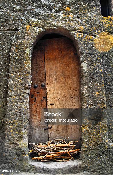 Foto de Lalibela Etiópia Igreja Entalhados Na Rocha Bete Medhane Alem e mais fotos de stock de Anos 1100