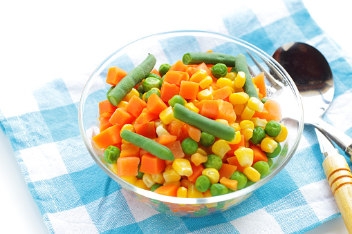 the mixed vegetables in bowl