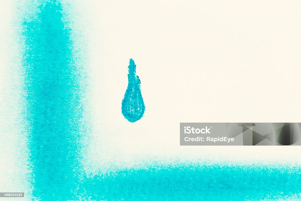 Пастельный рисунок из Безрукавка droplet in blue о sketchbook - Стоковые фото Альбом для рисования роялти-фри