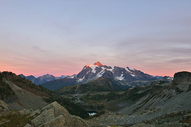 istock Mount Shuksan Sunset, viewed from Herman Saddle slopes 498249858