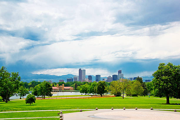 istock Denver Colorado City Park and Skyline 498253768