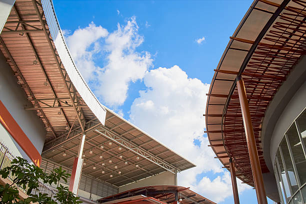 istock Blue sky over the curve of building 498278044