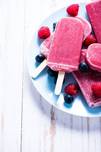 istock Popsicles with fresh berry fruits 498304914
