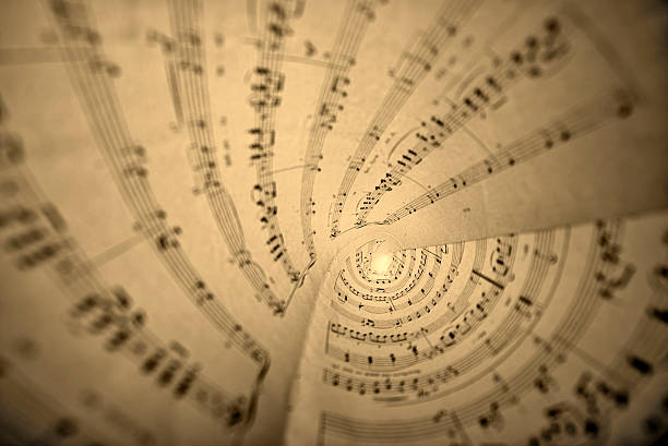 блинчики лист музыка - musical note treble clef sheet music key signature стоковые фото и изображения