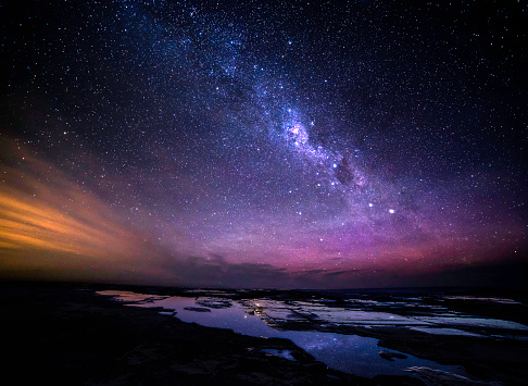 Gran mar carretera la vía láctea en la noche, VISTA photo