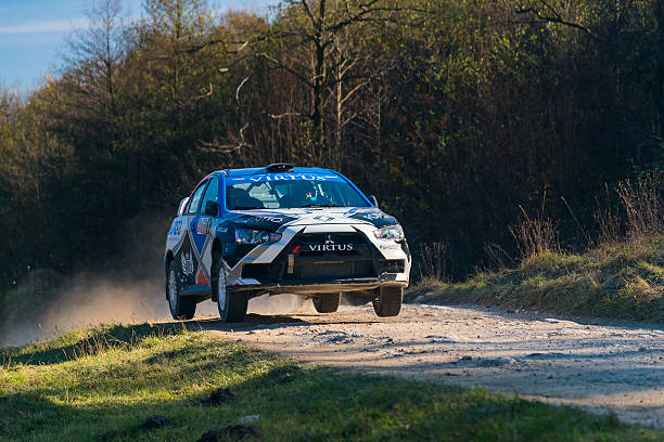 mitsubishi lancer evo x compete ao anual de rali da galiza - fia imagens e fotografias de stock