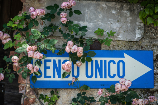 senso unico - one way