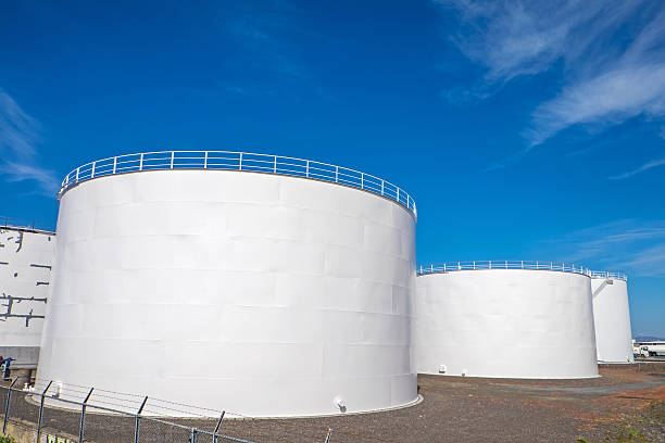 istock Gas storage tanks in Reykjavik 498336046