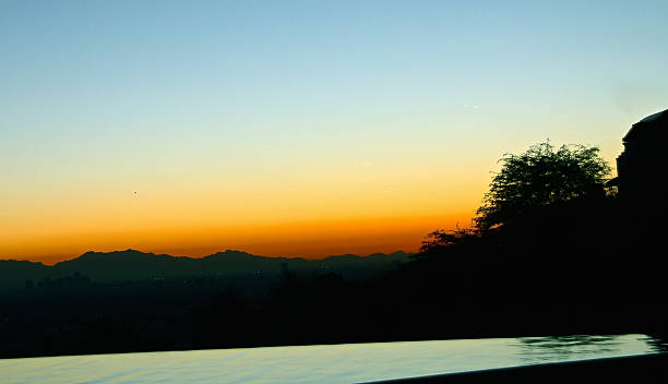 mejor vista del amanecer y la puesta de sol - palm springs california fotografías e imágenes de stock