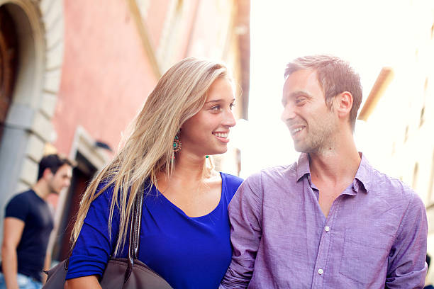 istock Couple walking in the city 498364571